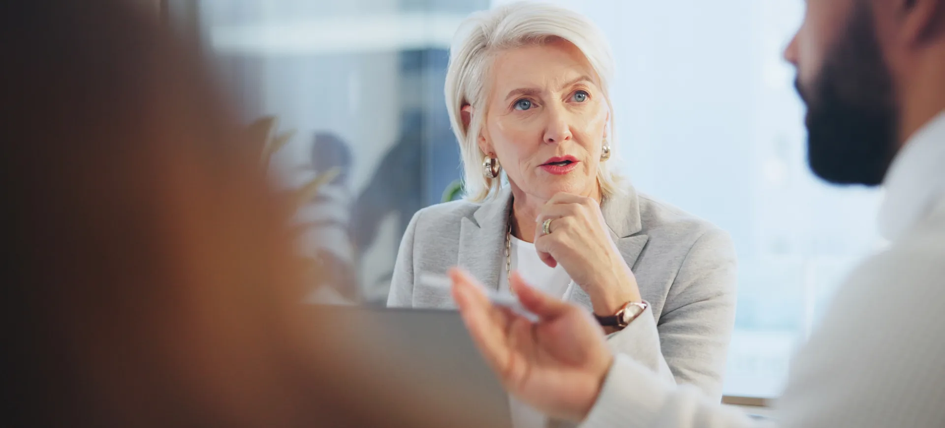 Better-Linked-Unternehmensberatung-Business-Coaching-Wir-bringen-Menschen-zurueck-in-Verbindung-2161128753-1920x870px