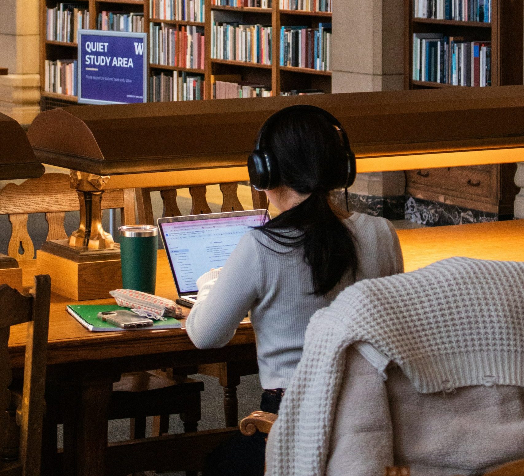 Better Linked - Unternehmensberatung - Students - Bibliothek1